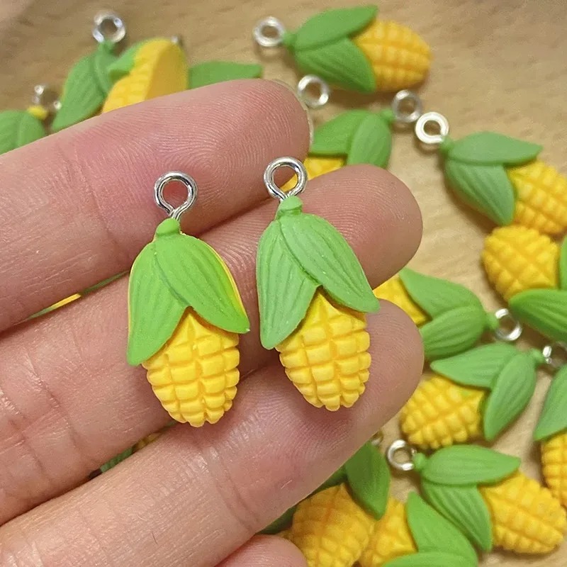 20 Pezzi Mini Ciondoli Diverte - Art Craft Resin recensione e prezzo