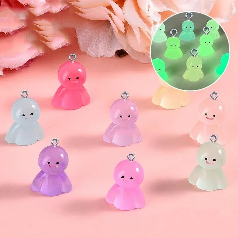 10 Pezzi Ciondoli in Resina a  - Art Craft Resin recensione e prezzo