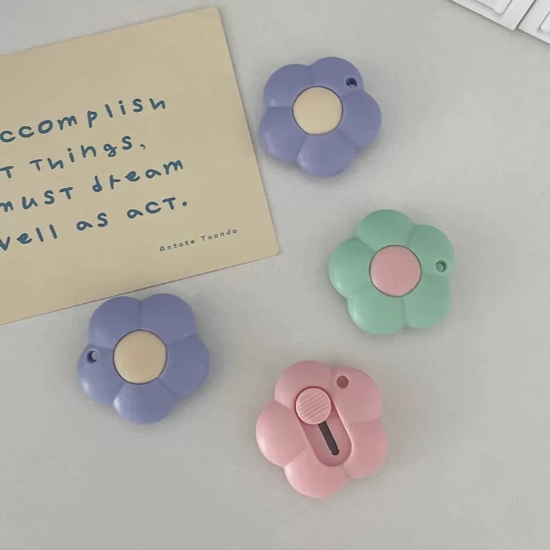 Coltellino Artistico con Motiv - Art Craft Stationery recensione e prezzo